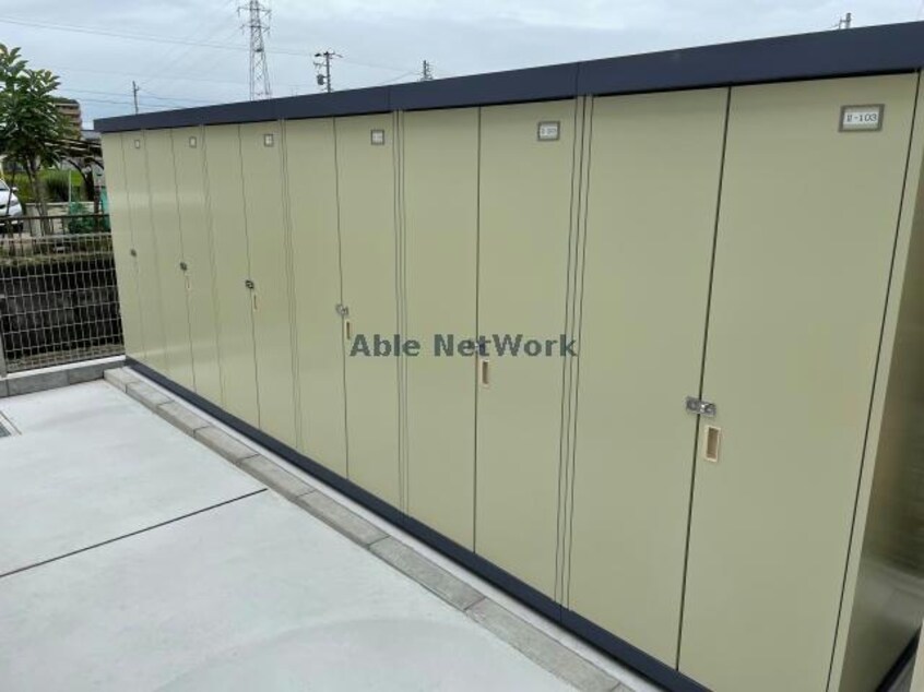 物置 シャルマン・ロッジⅠ