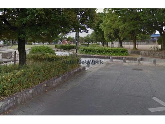 北方中央公園(公園)まで585m リーブルファイン曲路