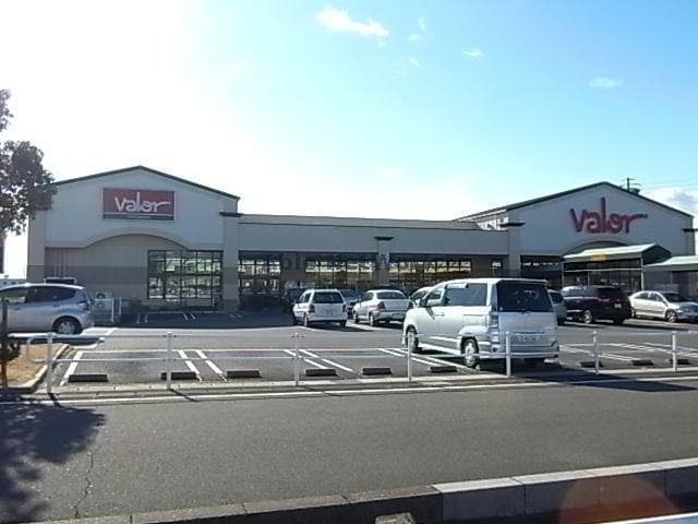 バロー島店(スーパー)まで994m くろの家　Ｂ棟（二階建て）