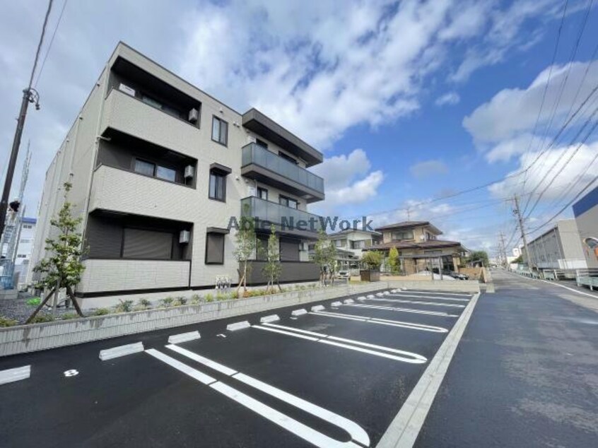 外観 Commons（コモンズ）