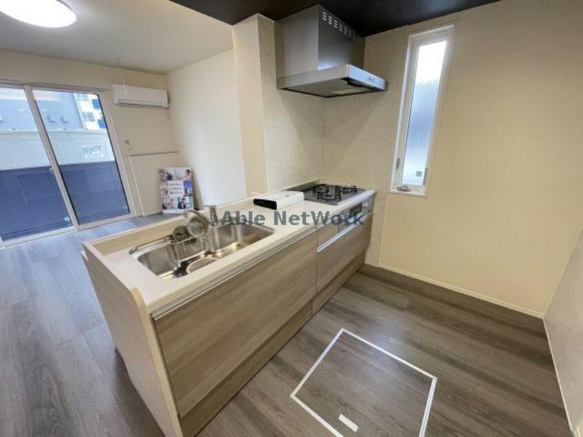 キッチン Commons（コモンズ）