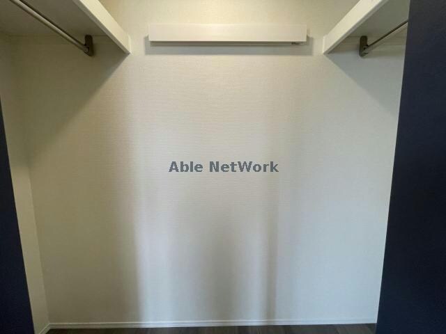 ウォークインクローゼット Commons（コモンズ）