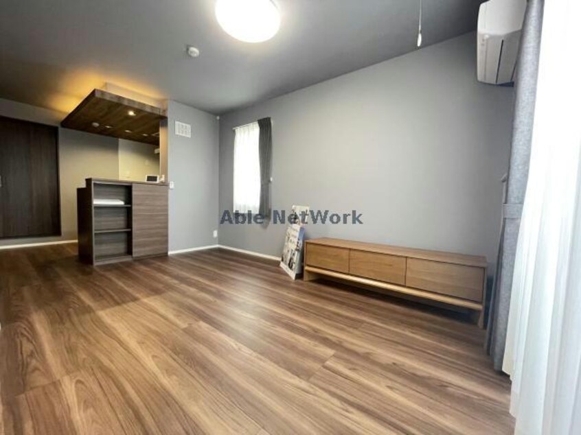 リビング・ダイニング Regulus（ﾚｸﾞﾙｽ）