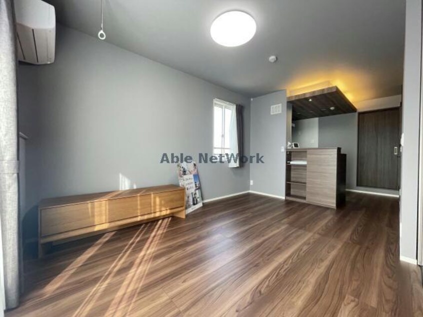 リビング・ダイニング Regulus（ﾚｸﾞﾙｽ）