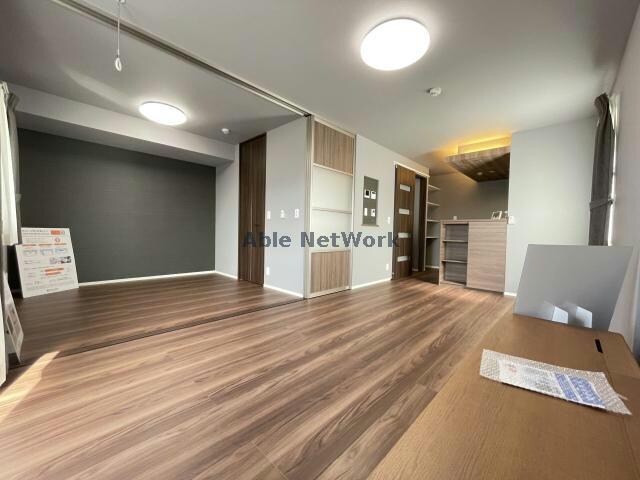 リビング・ダイニング Regulus（ﾚｸﾞﾙｽ）