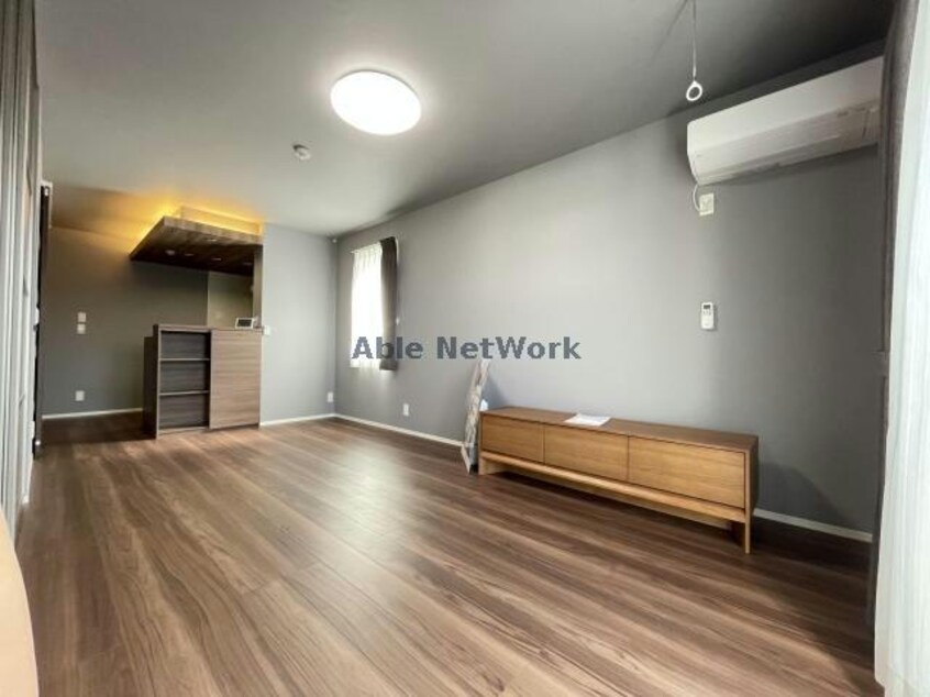 リビング・ダイニング Regulus（ﾚｸﾞﾙｽ）