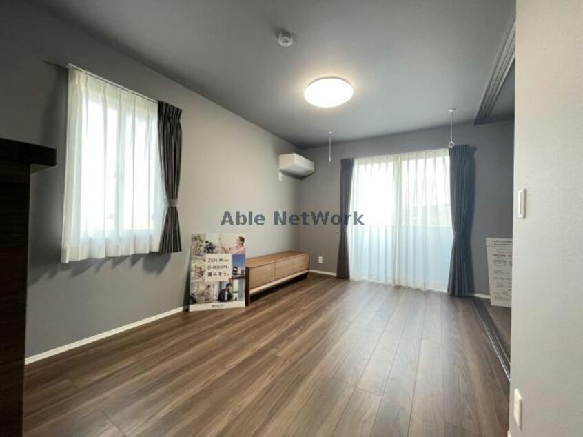 リビング・ダイニング Regulus（ﾚｸﾞﾙｽ）