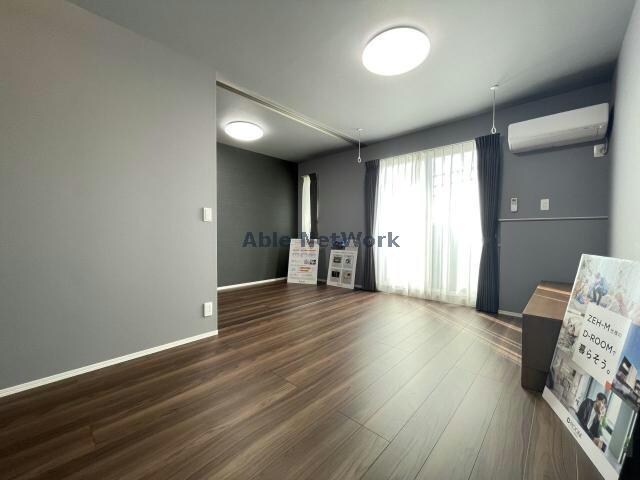 リビング・ダイニング Regulus（ﾚｸﾞﾙｽ）