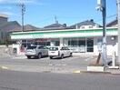 ファミリーマート早田栄町店(コンビニ)まで334m コーポ津島
