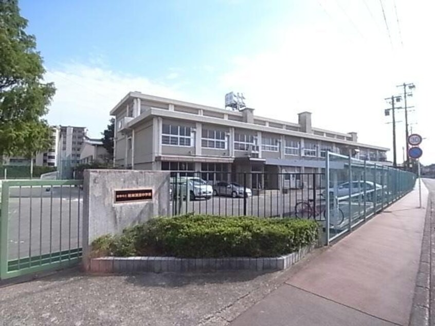 岐阜市立岐阜清流中学校(中学校/中等教育学校)まで1365m コーポブライト