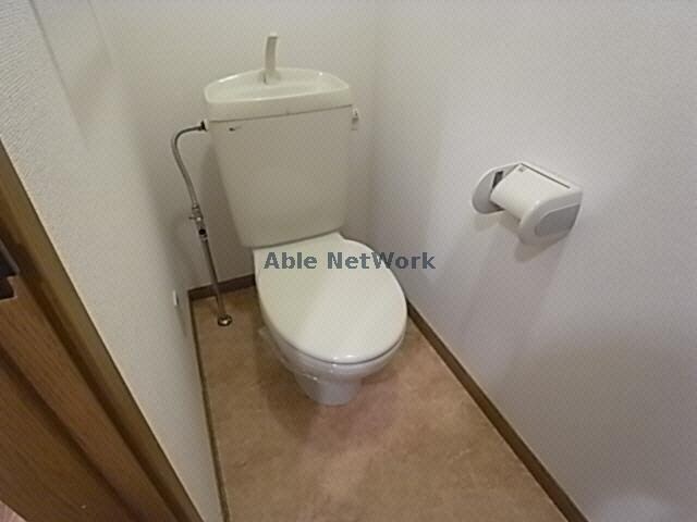 ﾄｲﾚ クレストールＫＩＫＩ　Ｂ