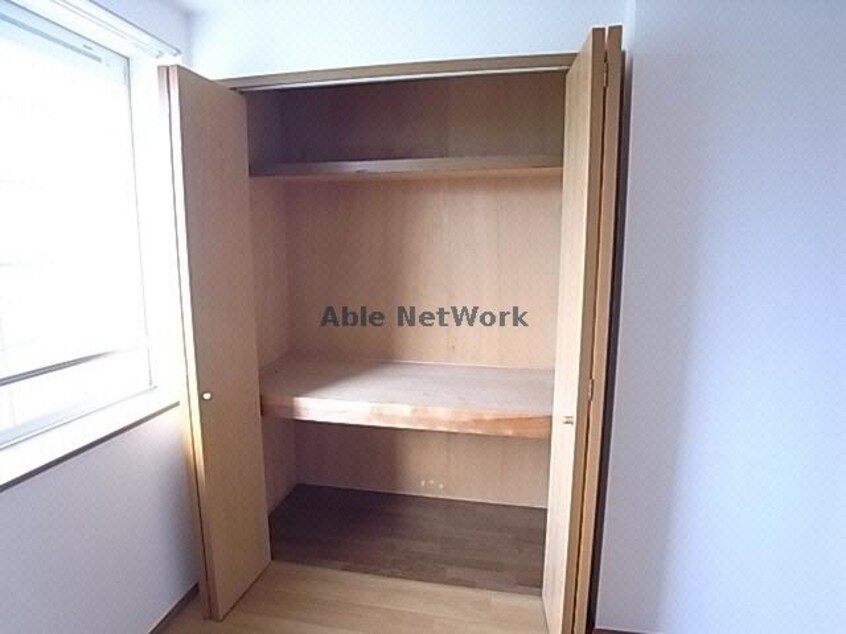 収納 クレストールＫＩＫＩ　Ｂ