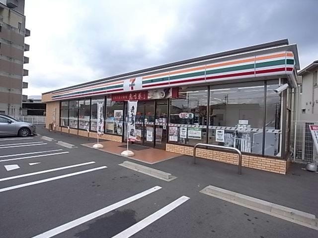 セブンイレブン岐阜長良福光店(コンビニ)まで713m パティオ