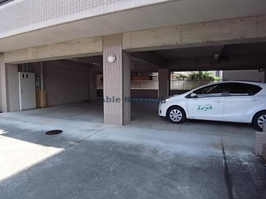  タウニィフジタ