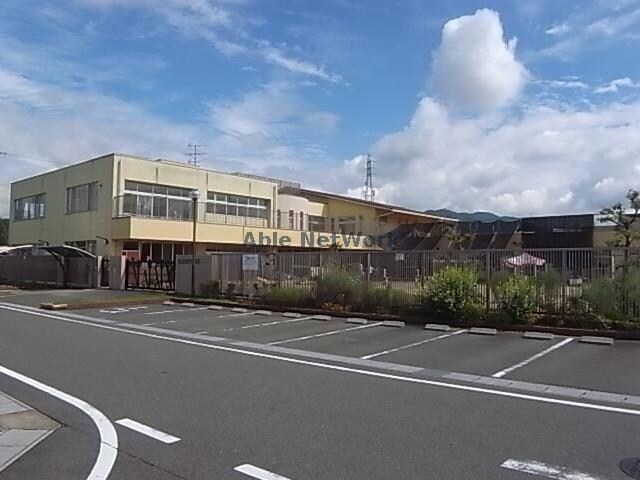 鷺山保育所(幼稚園/保育園)まで879m 北川コーポラス　1