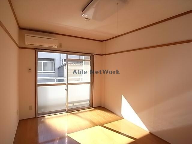 参照写真 リズスクエア　西棟