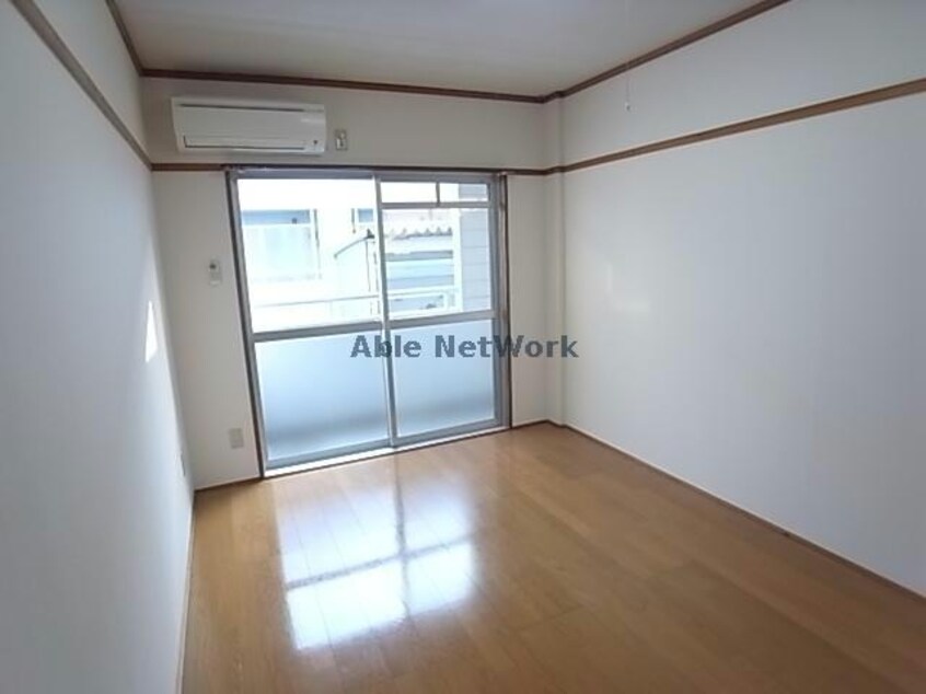 参照写真 リズスクエア　西棟