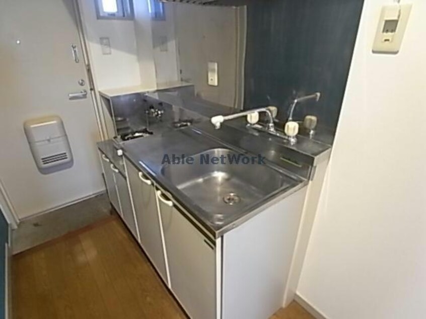 参照写真 リズスクエア　西棟