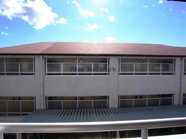  リズスクエア　西棟