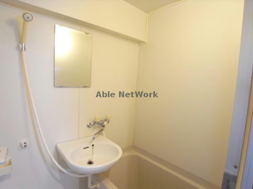 参照写真 メゾンリズイースト