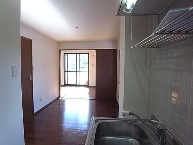 参照写真 ビィー・ウィステリア