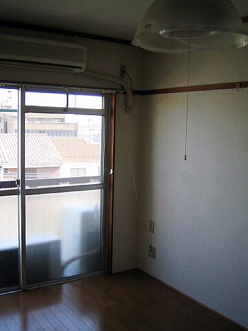 ハイツ堀田