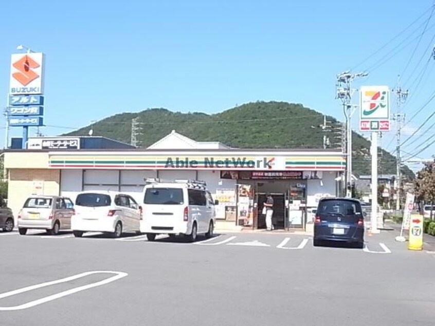 セブンイレブン岐阜八代2丁目店(コンビニ)まで408m ニューカメリア