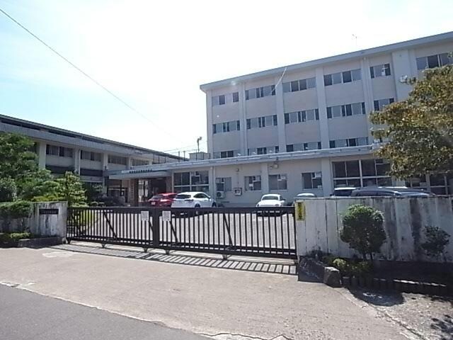 岐阜市立岩野田中学校(中学校/中等教育学校)まで1767m スペースタウン