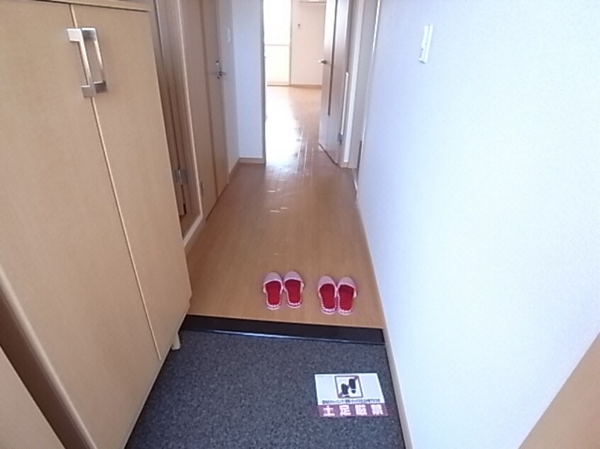 玄関 ウィステリア・ドゥオ