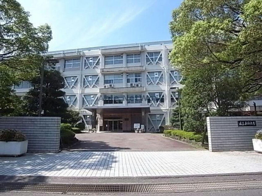 岐阜薬科大学(大学/短大/専門学校)まで2300m ウィステリア粟野
