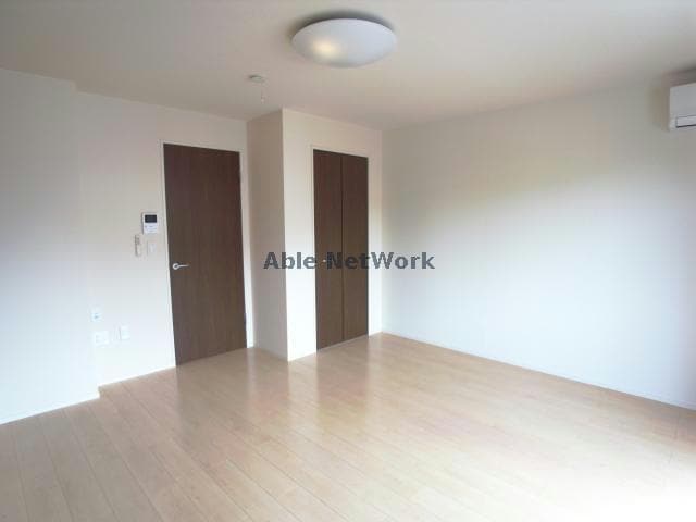  エクスクルーシブ