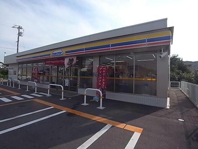 ミニストップ岐阜洞店(コンビニ)まで837m リブフラット