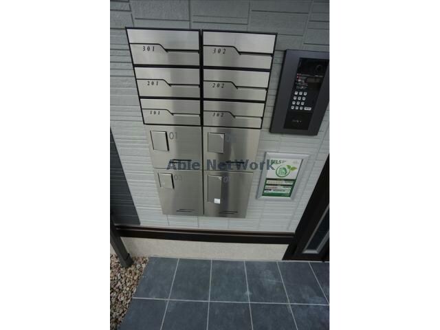  セレスティア福光西　WEST