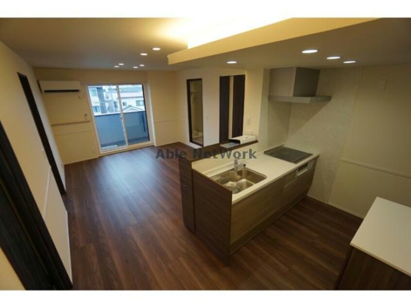  セレスティア福光西　WEST