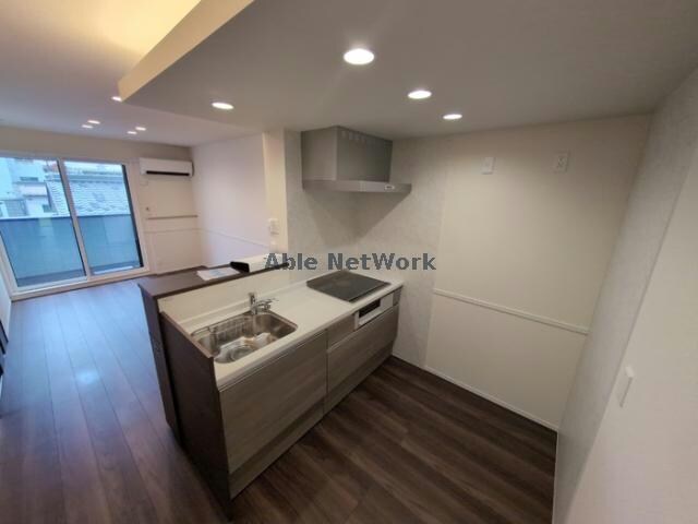  セレスティア福光西　WEST