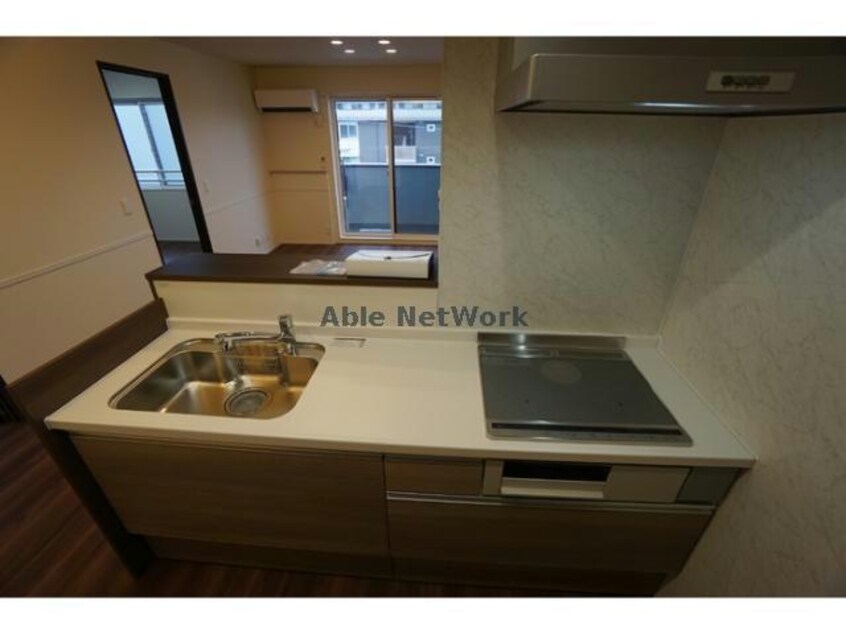  セレスティア福光西　WEST