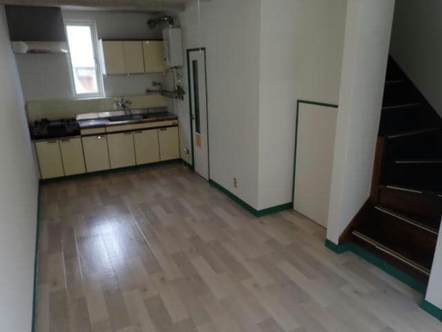  ルックスヒルズ富岡