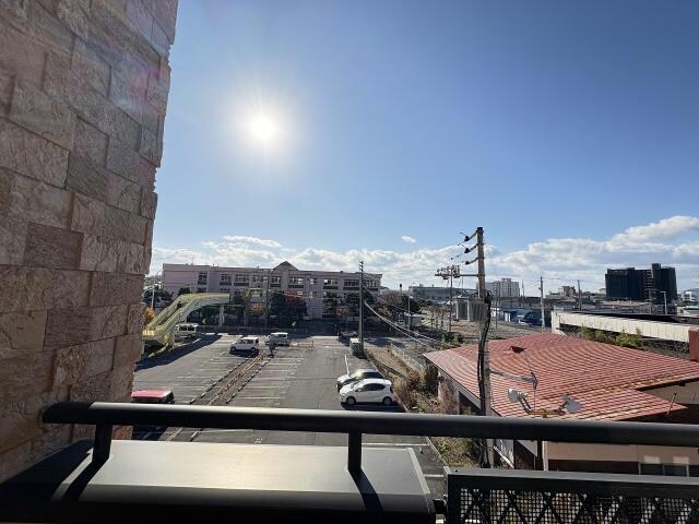  サンエスタシオン湯川