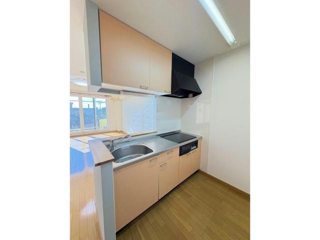  サンエスタシオン湯川