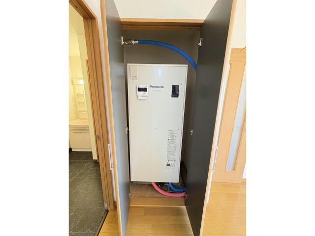  サンエスタシオン湯川