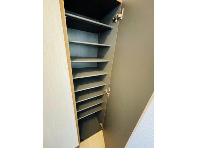  ジャスティ五稜郭1番館