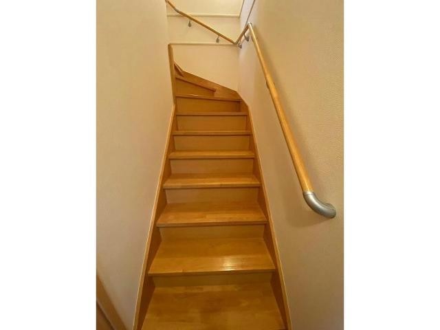  アンカームリー1号館