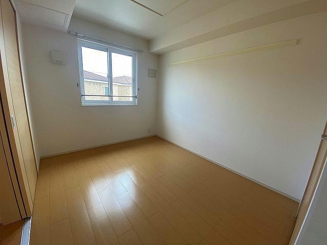  アンカームリー1号館