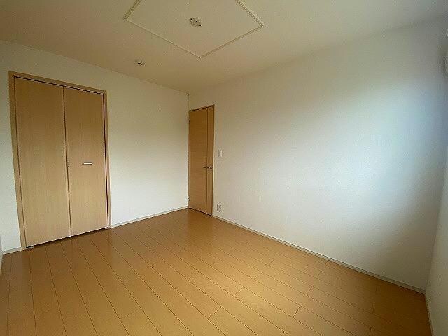  アンカームリー1号館