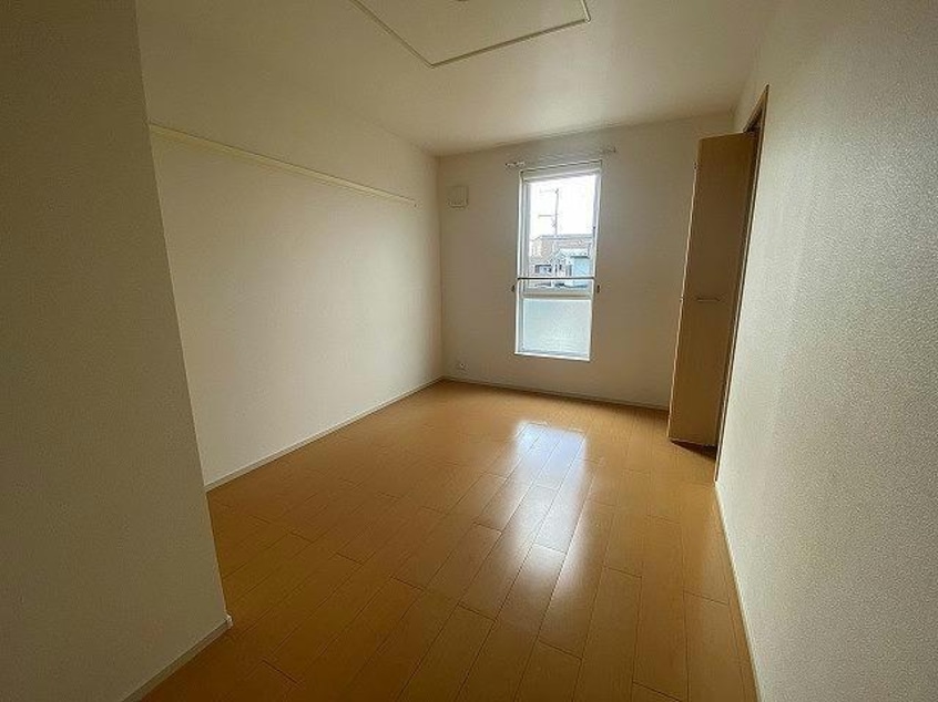  アンカームリー1号館