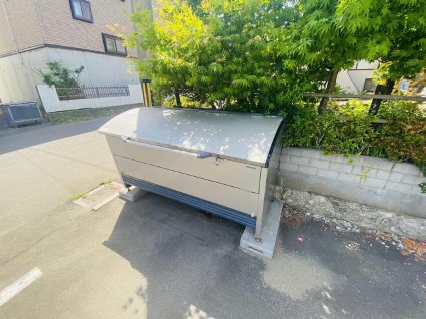  プテロン