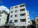 ソル・サリエンテの外観