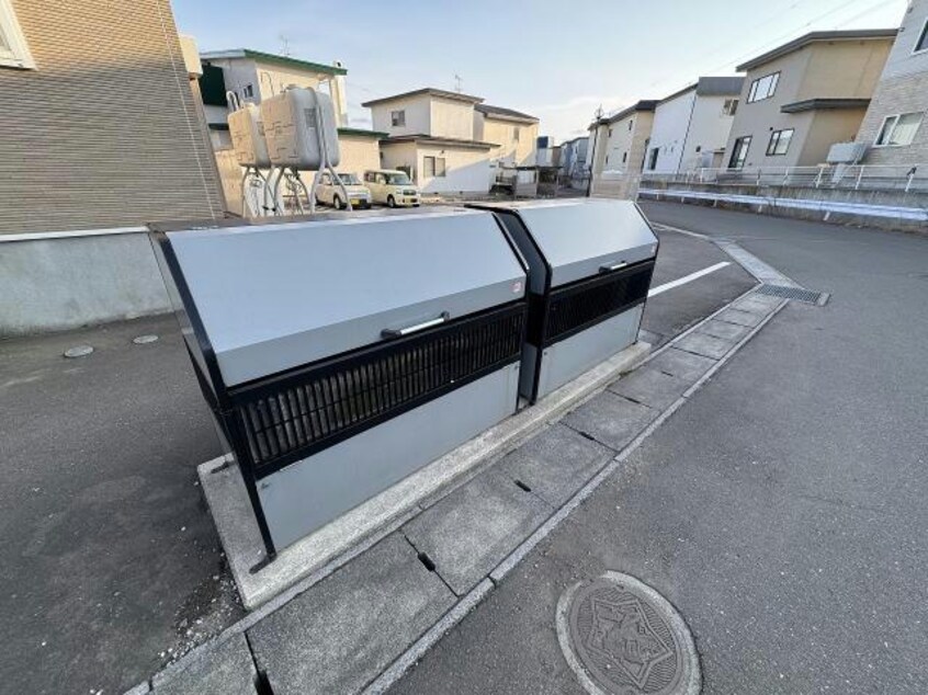  エルムプラシードA11号館