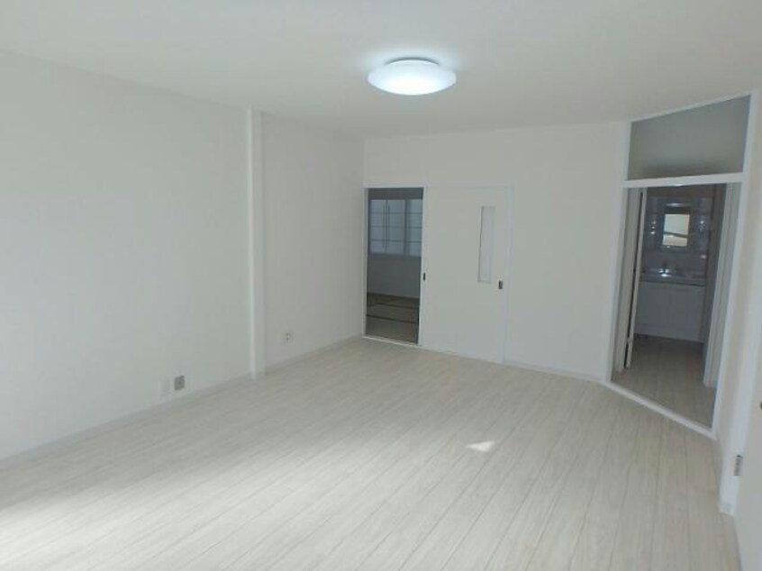  港町1丁目19番貸家