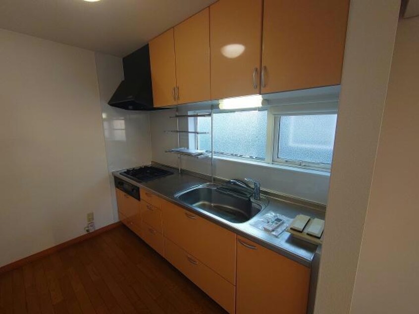  ハイツピレニー